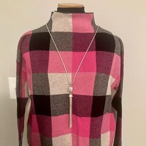 Womens XL Pink/Black Buffalo Print Sweater